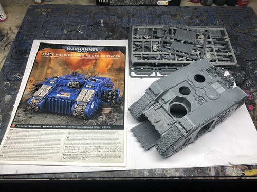 Land raider redeemer - raider,