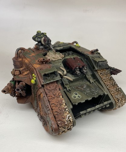 Chaos space marine land raider - space,