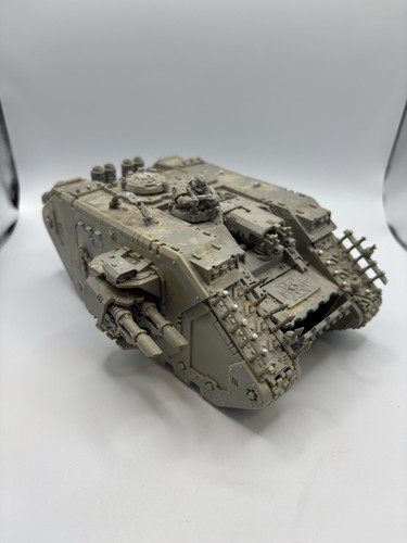 Chaos space marine land raider - space,